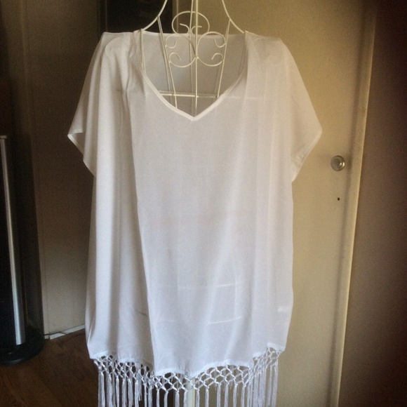 MG Collection Other - MG Collection Sheer Chiffon Fringed Beach Coverup MG Collection Other - MG Collection Sheer Chiffon Fringed Beach Coverup